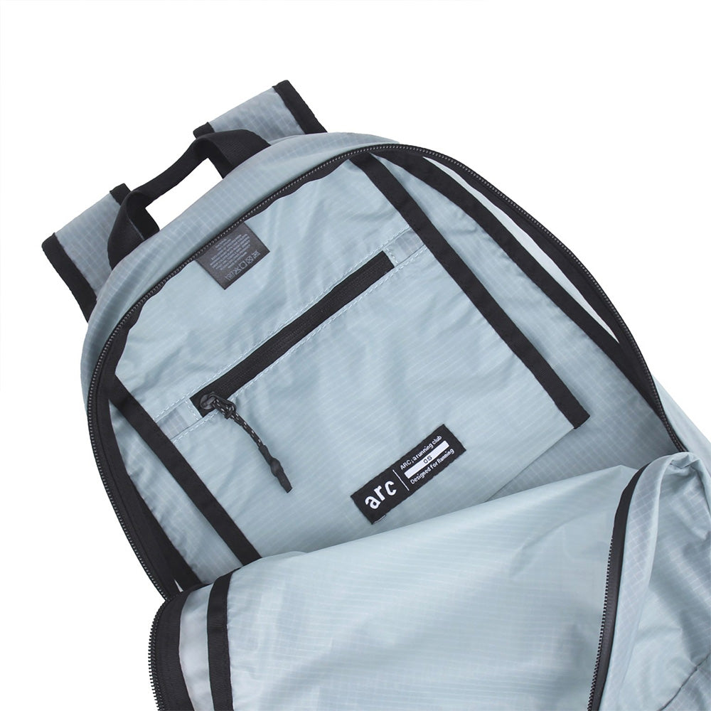 【2025秋冬】UL フラット バックパック 6L